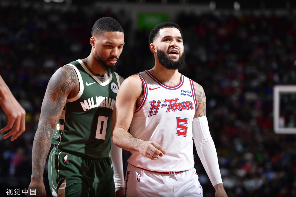 许多人眼前 许多人眼前