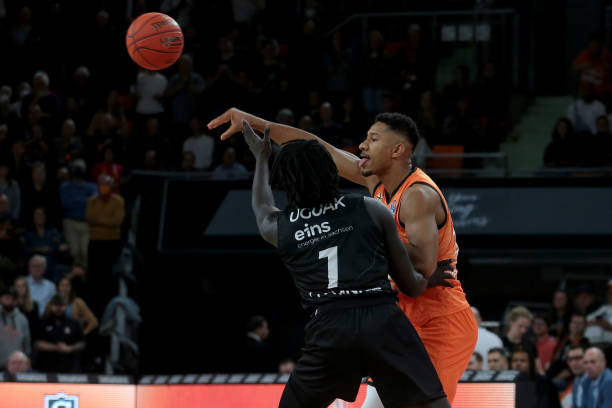 在此客场存 在此客场存